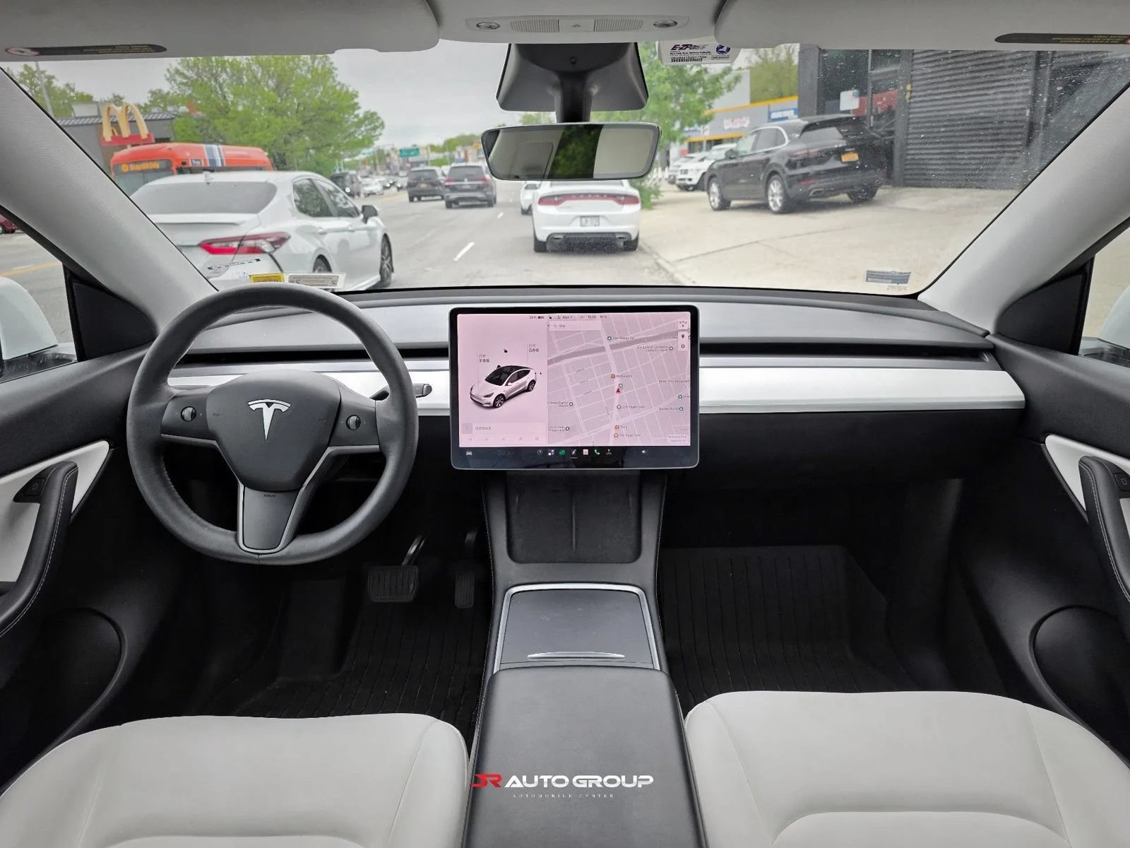 Used 2021 Tesla Model Y Long Range AWD/4WD image 13
