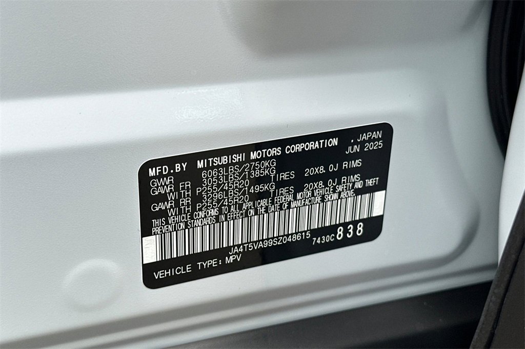 New 2025 Mitsubishi Outlander SE image 28