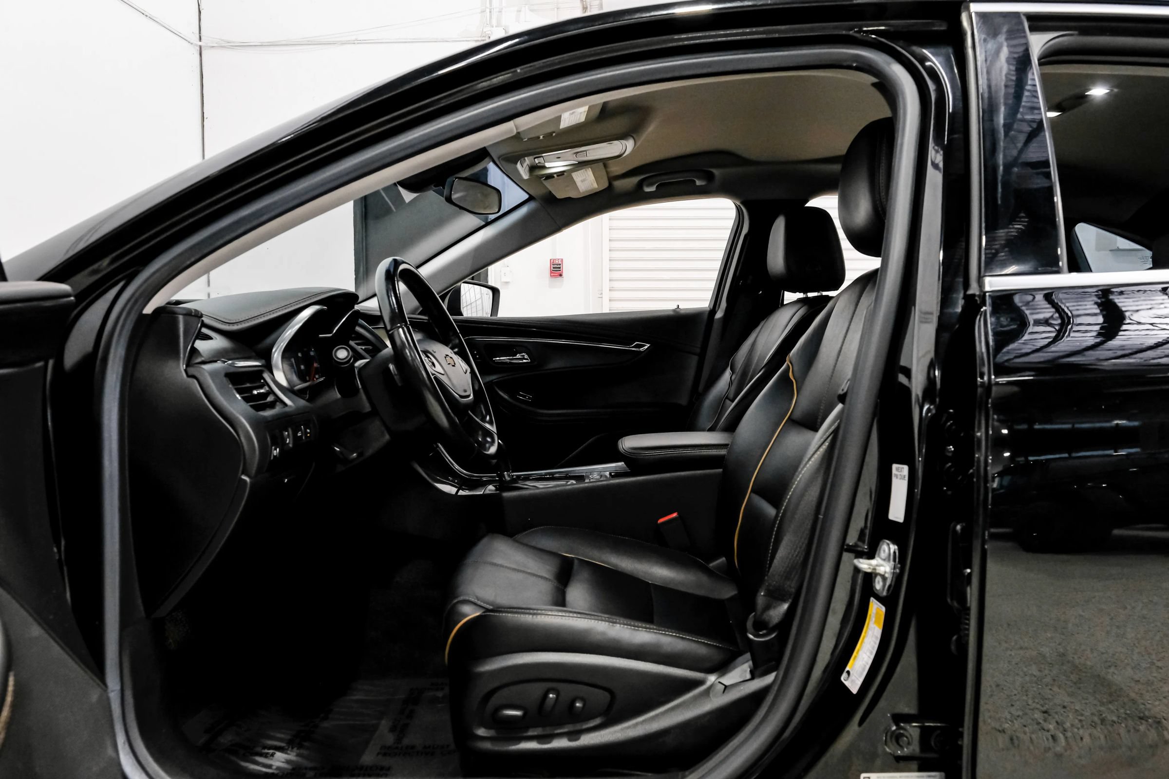 Used 2018 Chevrolet Impala Premier FWD image 19