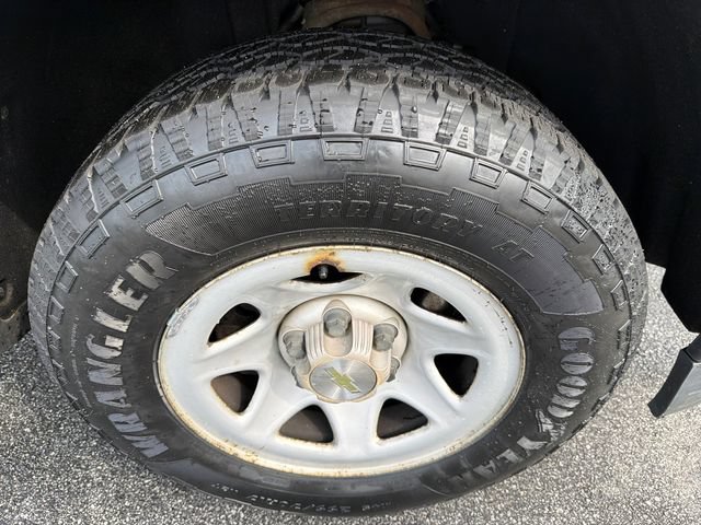 Used 2014 Chevrolet Silverado 1500 W/T RWD image 12