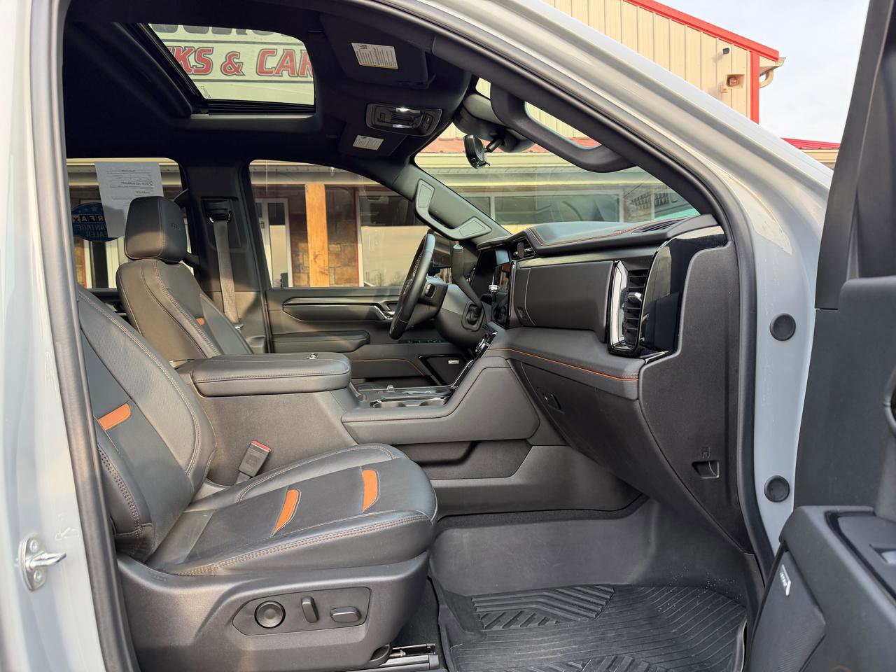 Used 2024 GMC Sierra 2500 AT4 w/ AT4 Premium Plus Package image 27