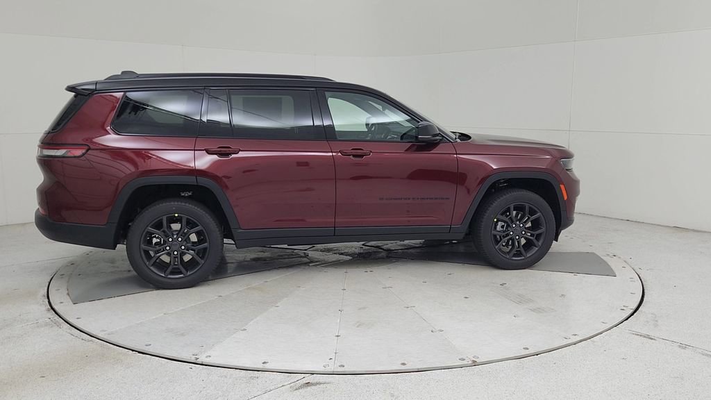 New 2025 Jeep Grand Cherokee L Limited image 16
