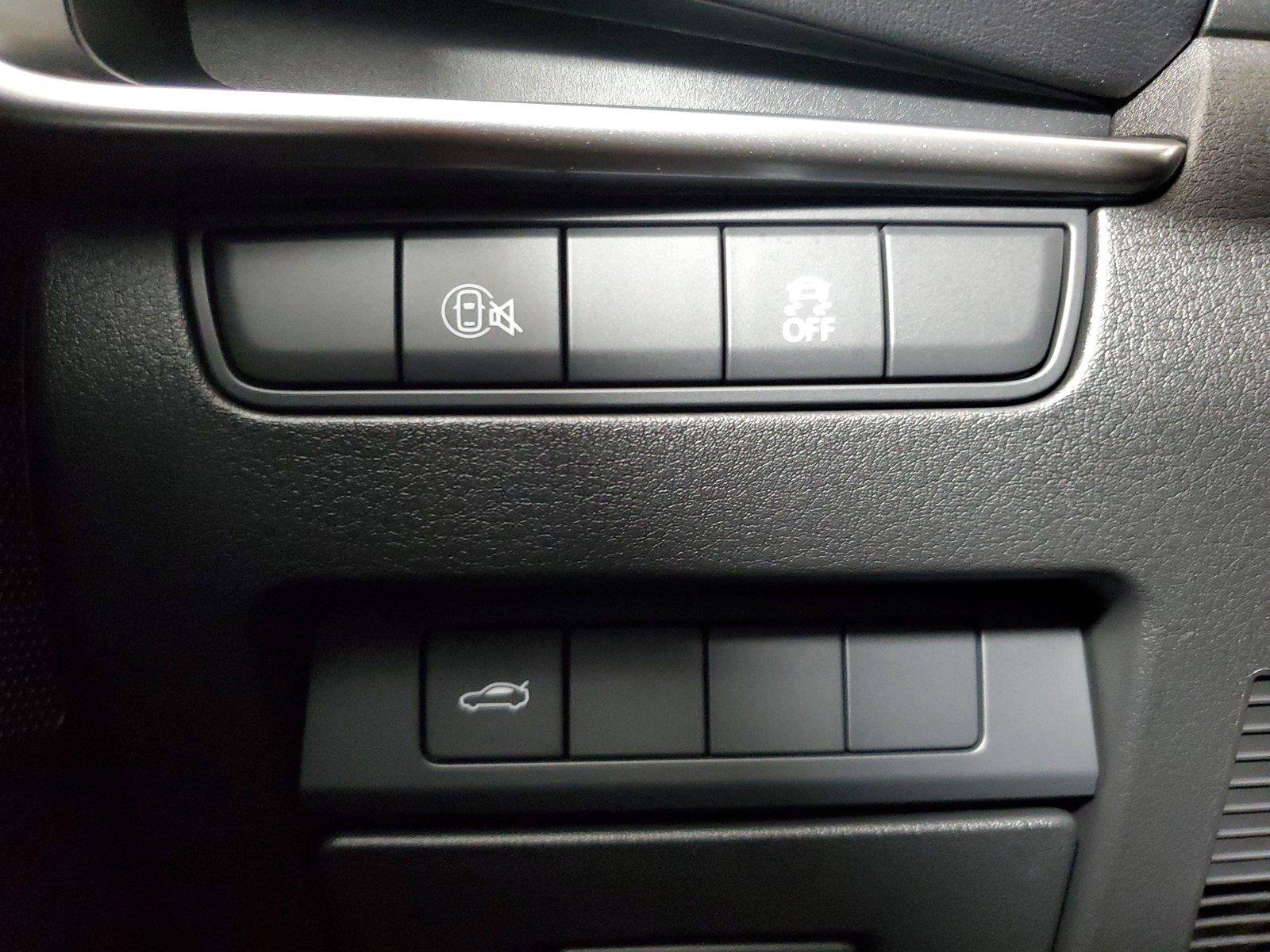 Certified 2026 MAZDA MAZDA3 s Sport FWD image 33