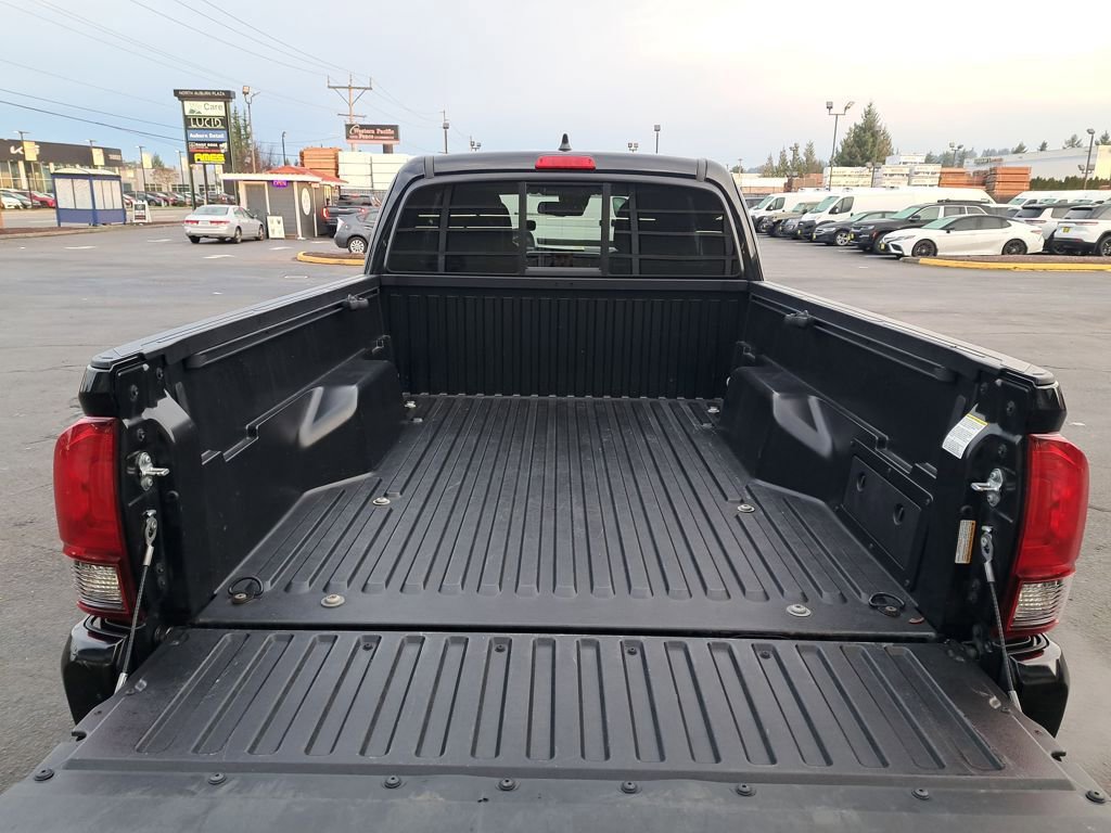 Used 2022 Toyota Tacoma TRD Sport image 20