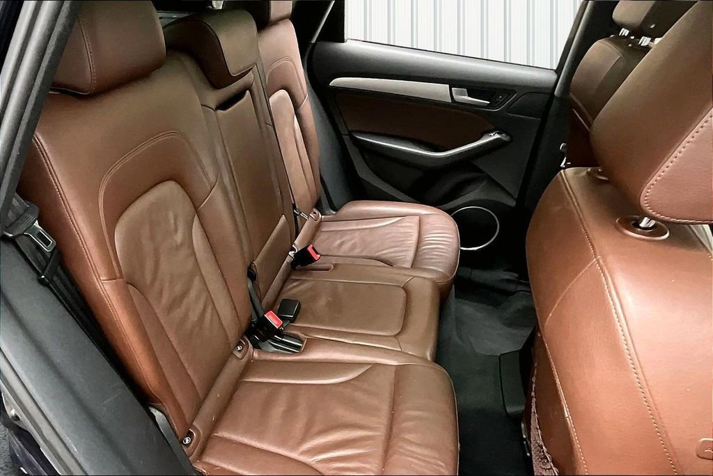 Used 2017 Audi Q5 2.0T Premium Plus w/ Technology Package image 25