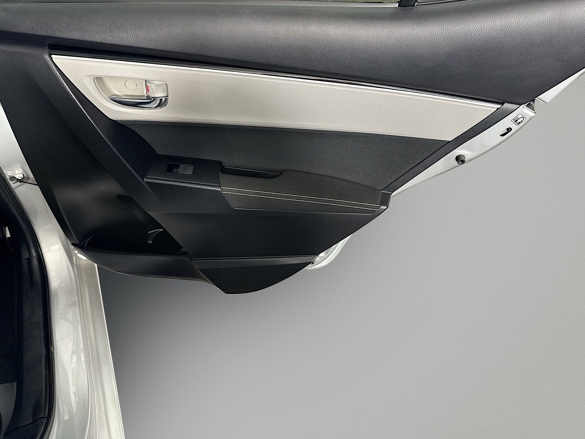 Used 2019 Toyota Corolla LE FWD image 27