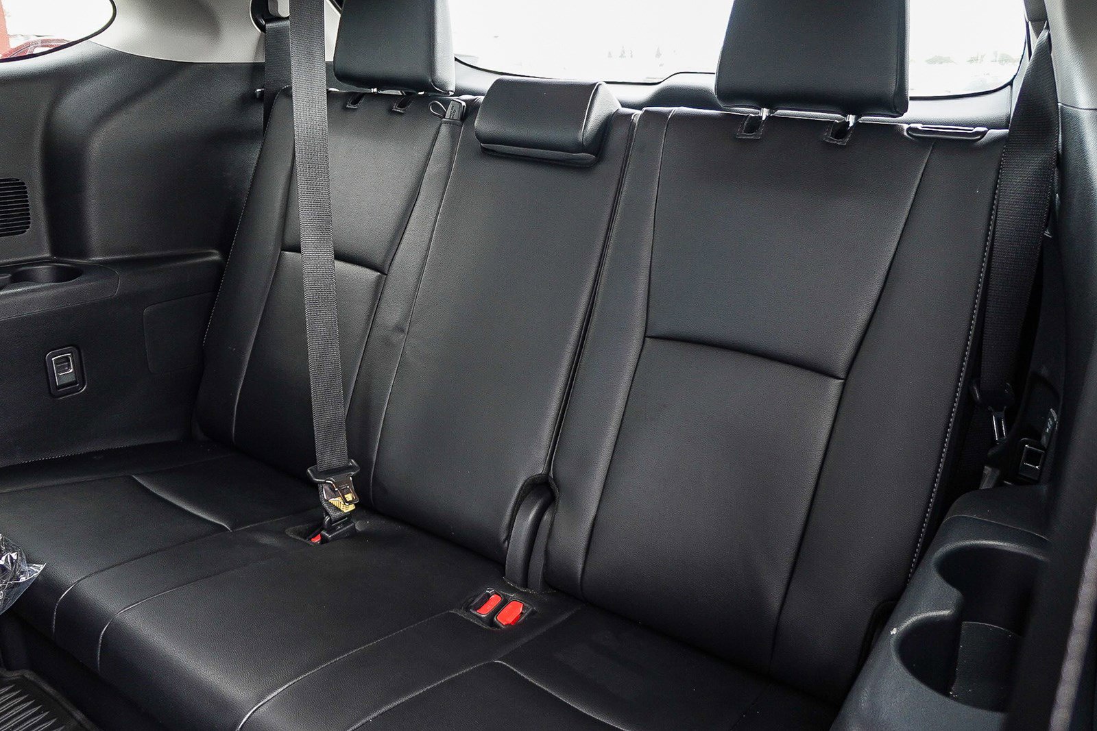 New 2025 Toyota Highlander Platinum image 28