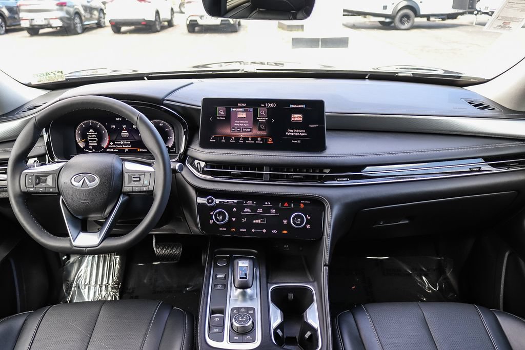 Certified 2023 INFINITI QX60 Luxe w/ Cargo Package FWD image 12