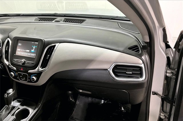 Used 2018 Chevrolet Equinox LS image 28