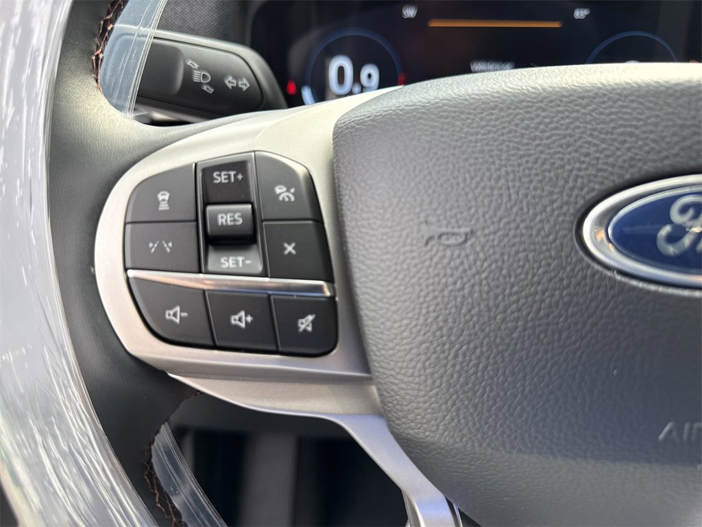 New 2025 Ford Explorer Active image 20
