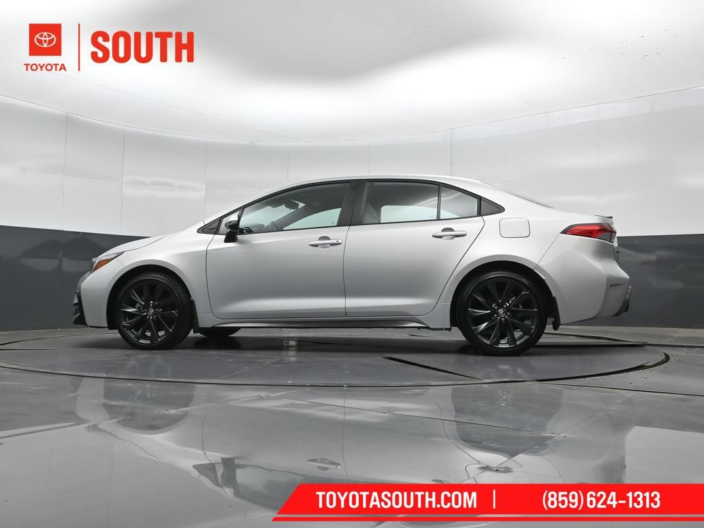 Used 2024 Toyota Corolla SE FWD image 41