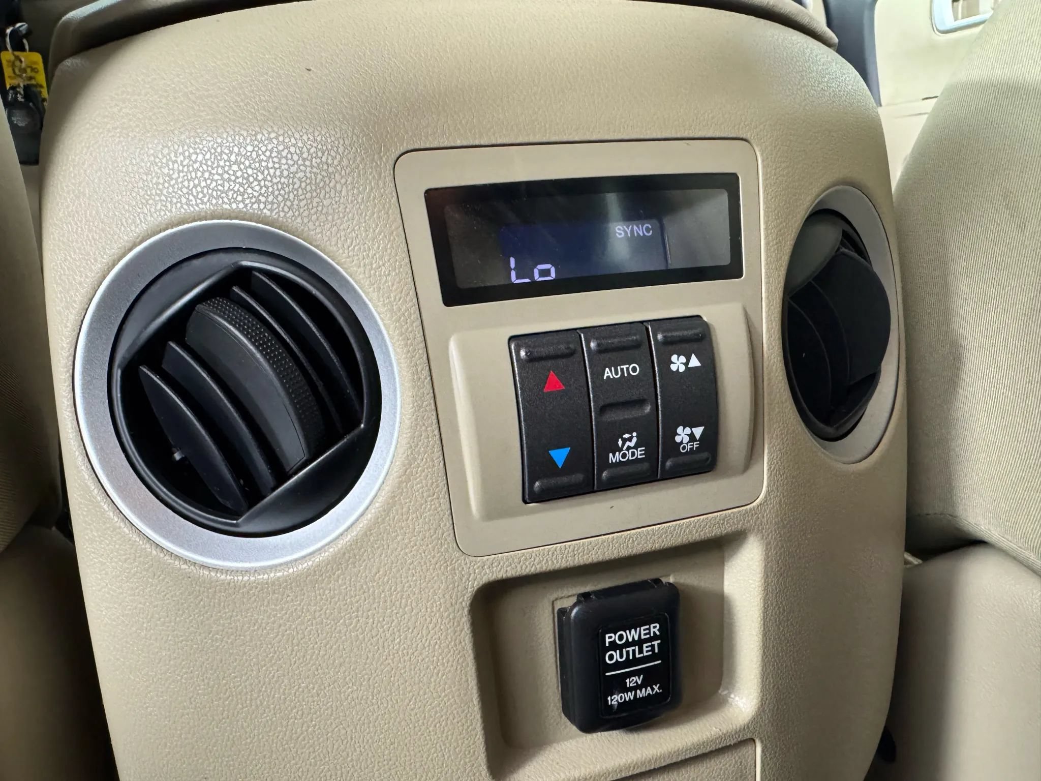 Used 2014 Honda Pilot LX image 33