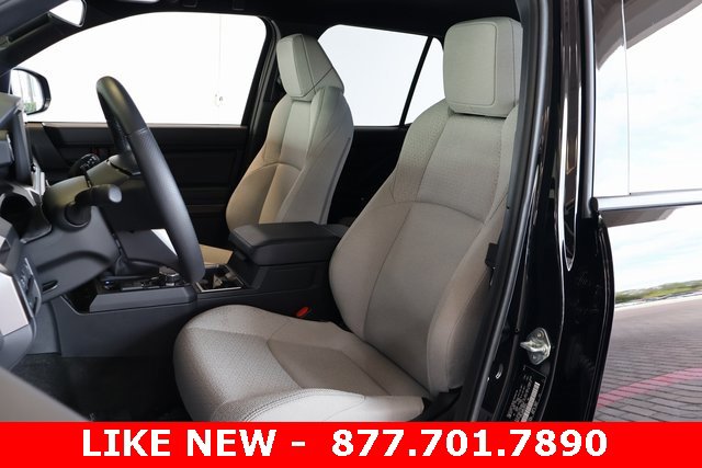 Used 2025 Toyota 4Runner SR5 image 11