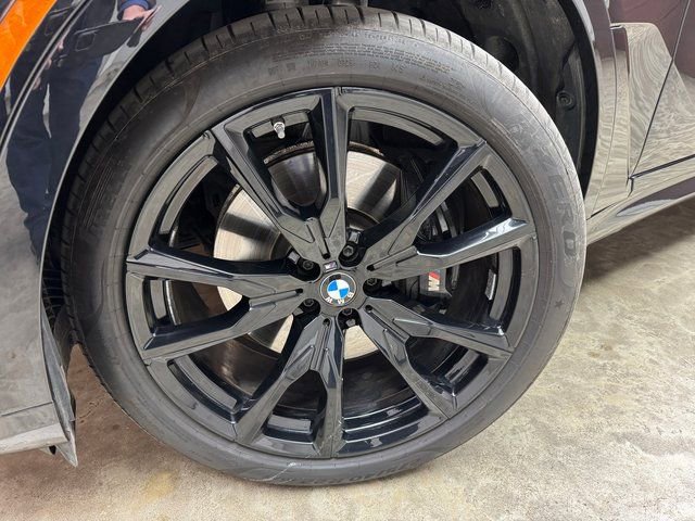 Certified 2024 BMW X7 M60i w/ Executive Package image 30
