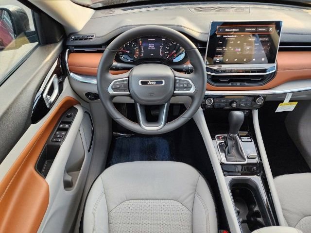 Used 2022 Jeep Compass Limited w/ Sun and Sound Group image 29