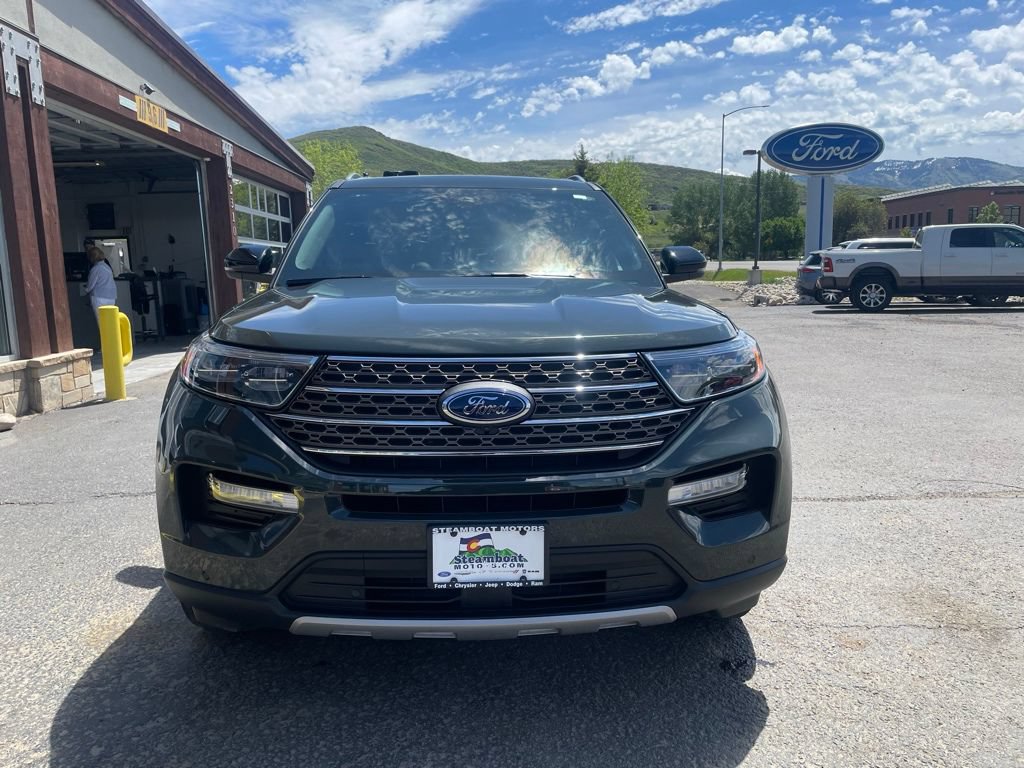 Used 2024 Ford Explorer King Ranch w/ Technology Package AWD/4WD image 11