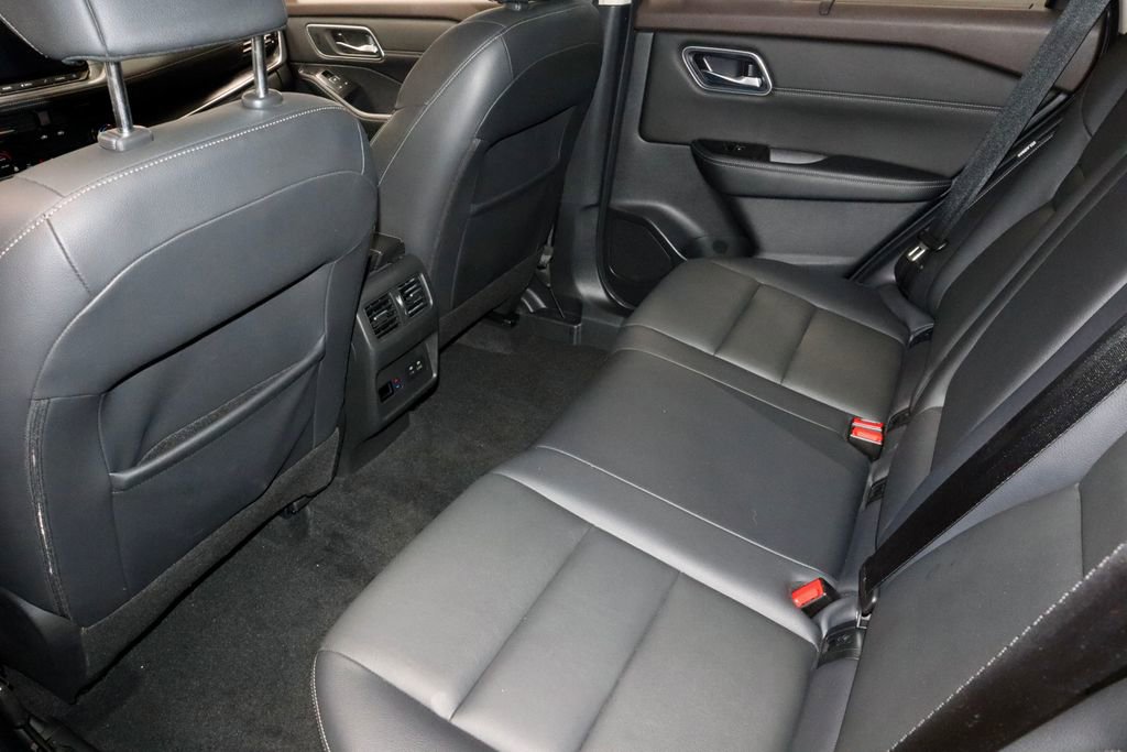 Certified 2021 Nissan Rogue SL AWD/4WD image 22