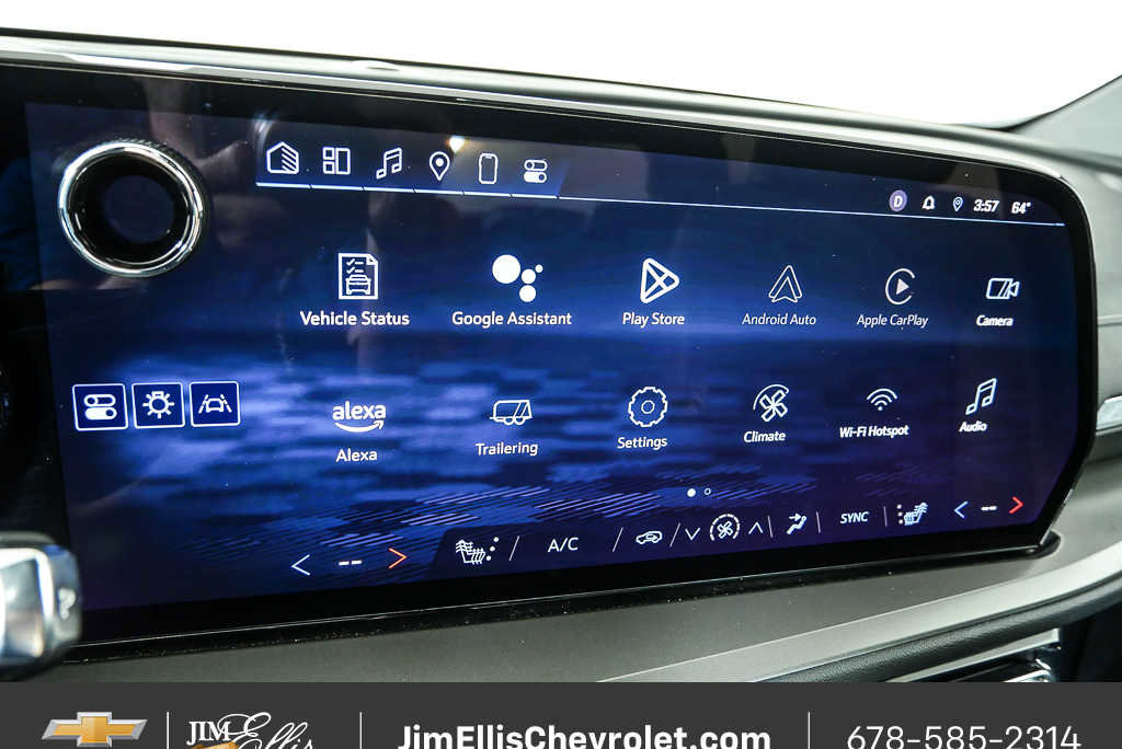 Used 2025 Chevrolet Traverse LT FWD image 13