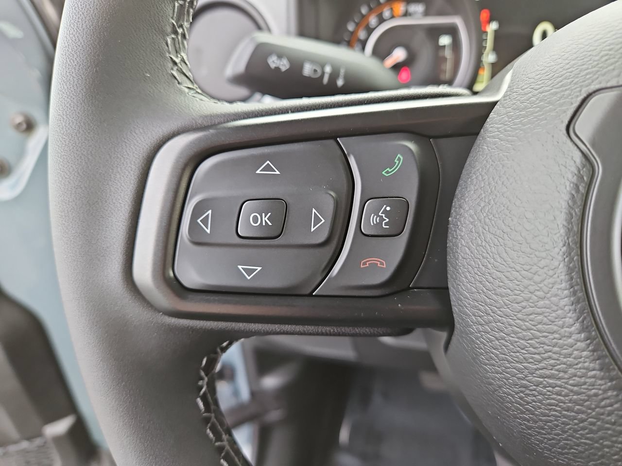 New 2026 Jeep Gladiator Sport AWD/4WD image 28