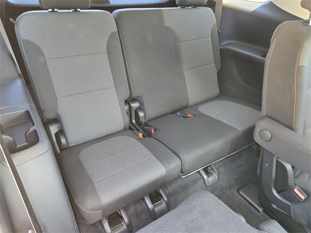 Used 2020 Chevrolet Traverse LT image 16