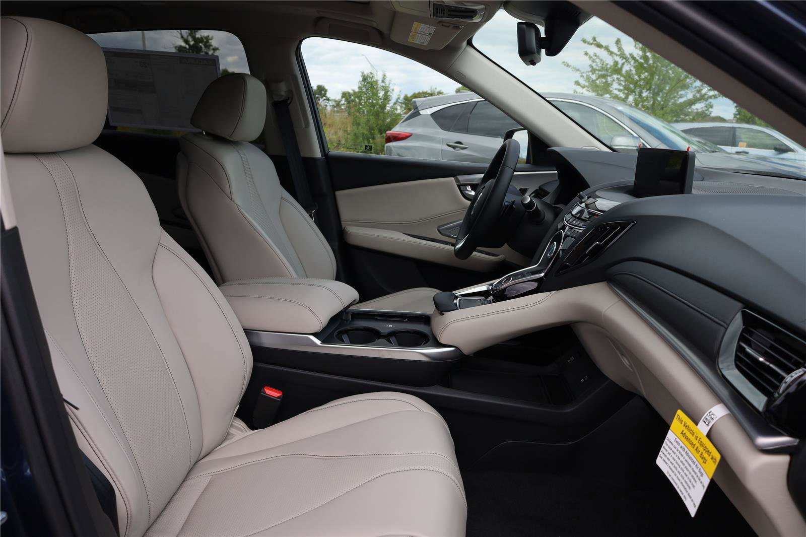 New 2025 Acura RDX SH-AWD w/Tech image 36