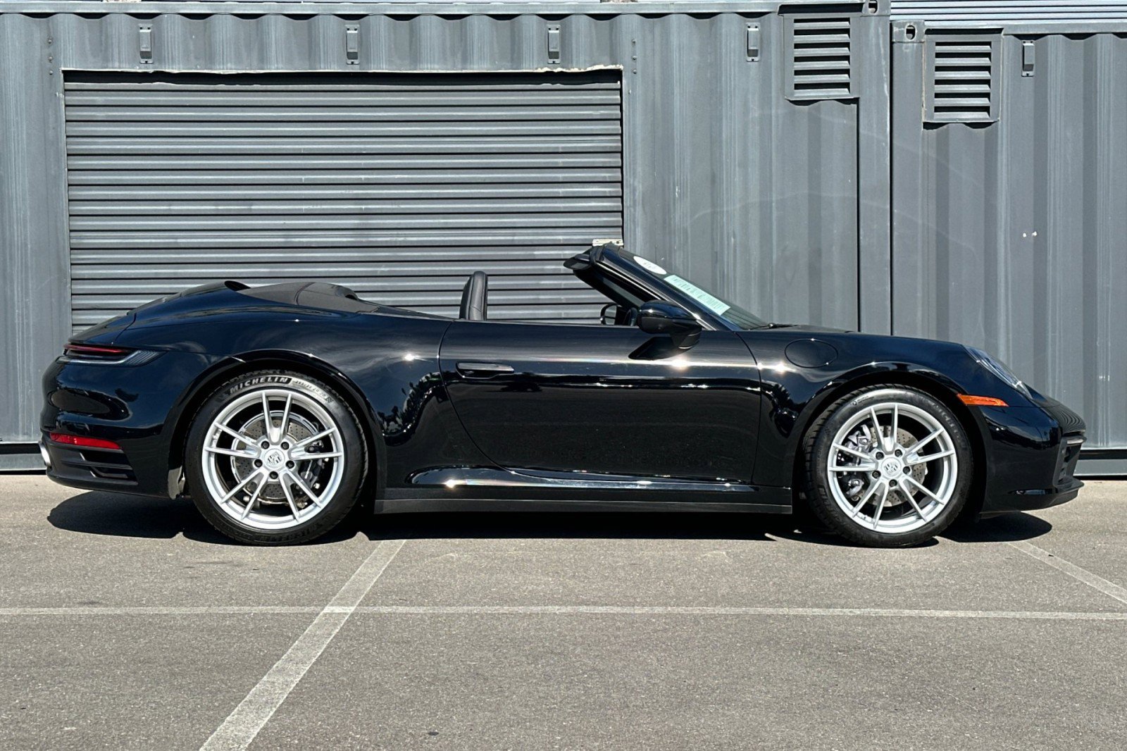 Certified 2021 Porsche 911 Carrera image 9