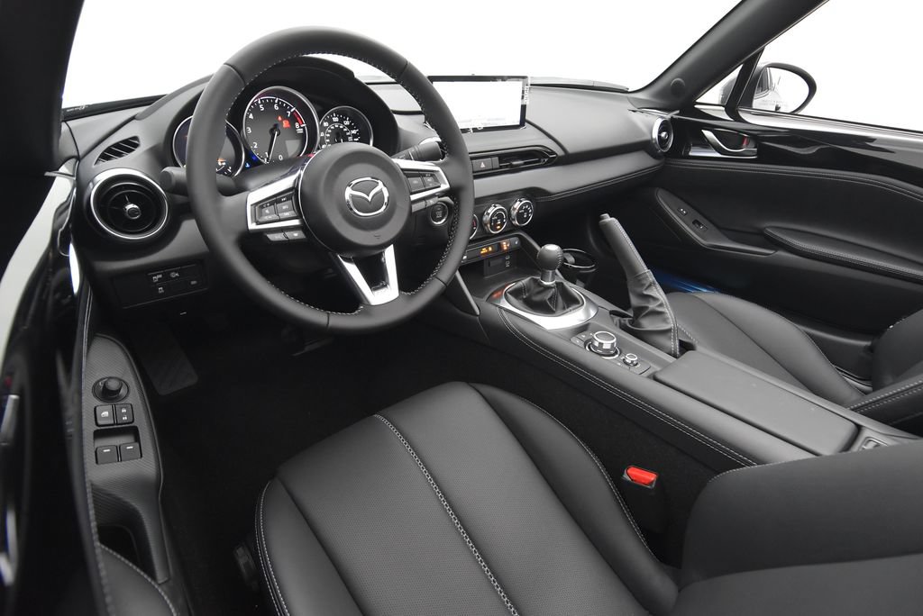 New 2026 MAZDA MX-5 Miata RF Grand Touring w/ Appearance Package RWD image 31