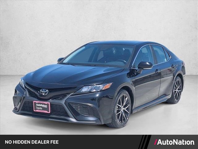 Used 2024 Toyota Camry SE