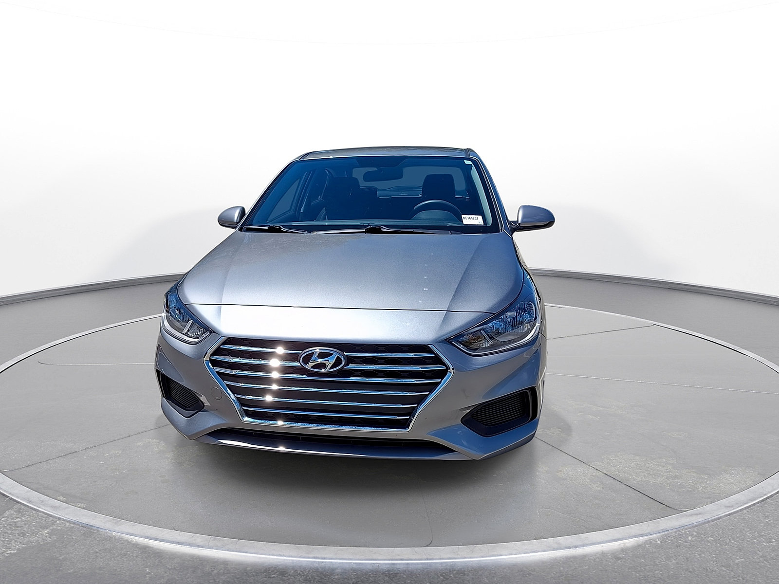 Used 2022 Hyundai Accent SE FWD image 3