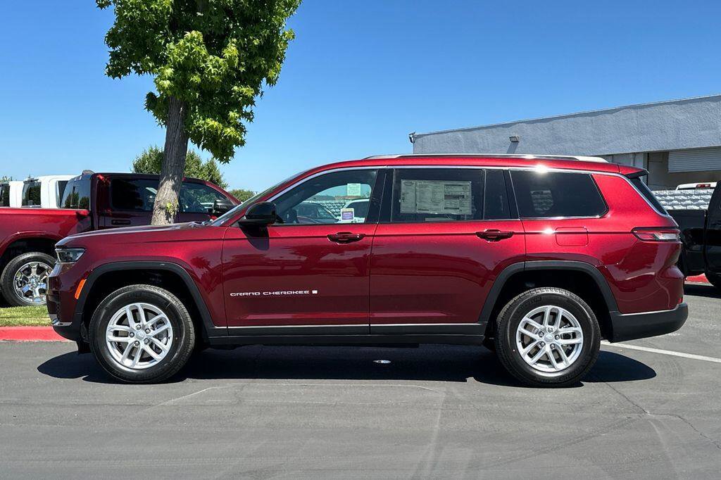 New 2026 Jeep Grand Cherokee L 4WD image 7