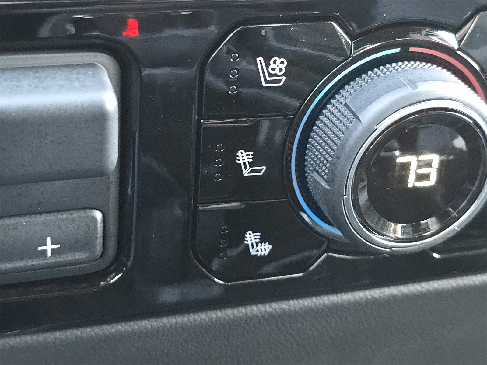 Used 2025 Chevrolet Silverado 1500 ZR2 w/ Technology Package image 34