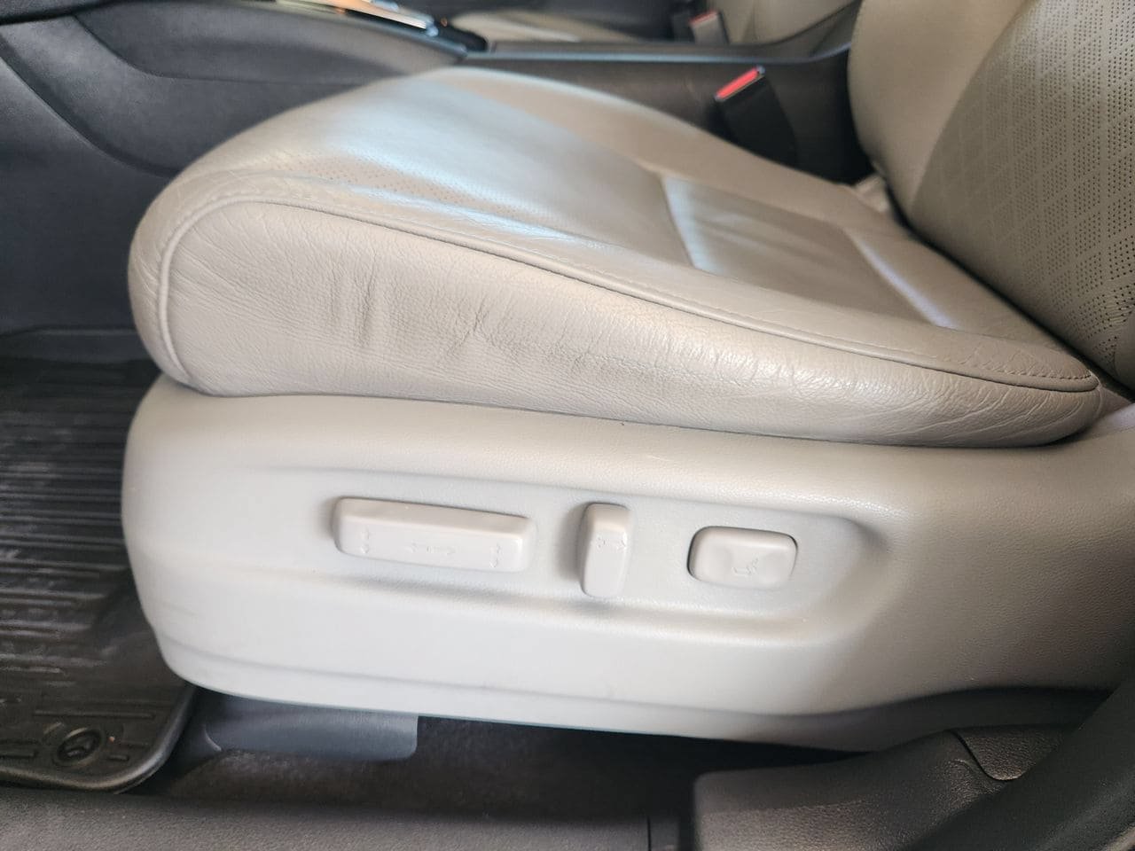 Certified 2020 Honda Passport Touring image 23