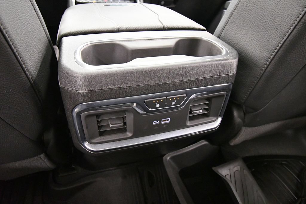 Used 2025 GMC Sierra 2500 Denali w/ Technology Package AWD/4WD image 17