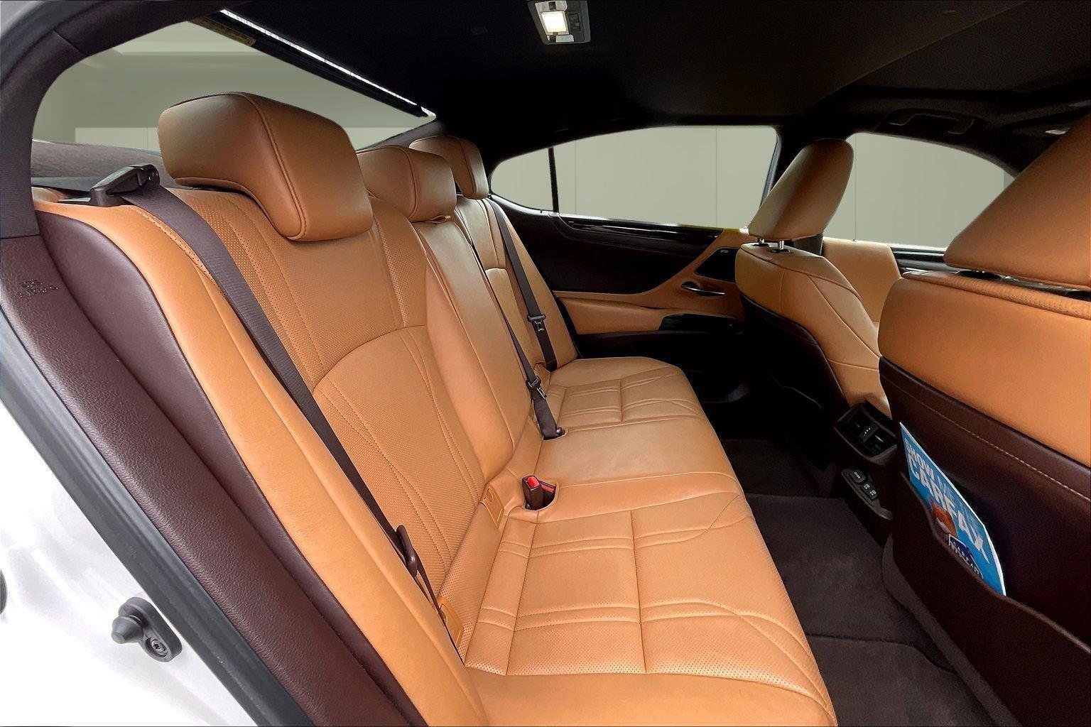 Used 2021 Lexus ES 250 w/ Luxury Package image 29