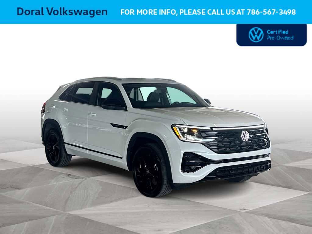 Used 2025 Volkswagen Atlas Cross Sport SEL R-Line AWD/4WD image 2