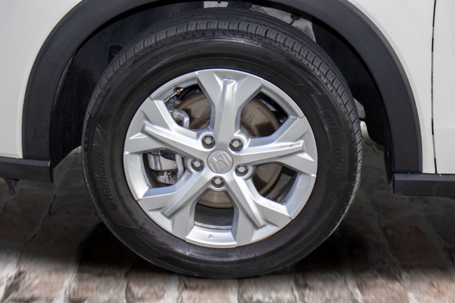 Used 2024 Honda HR-V LX image 35