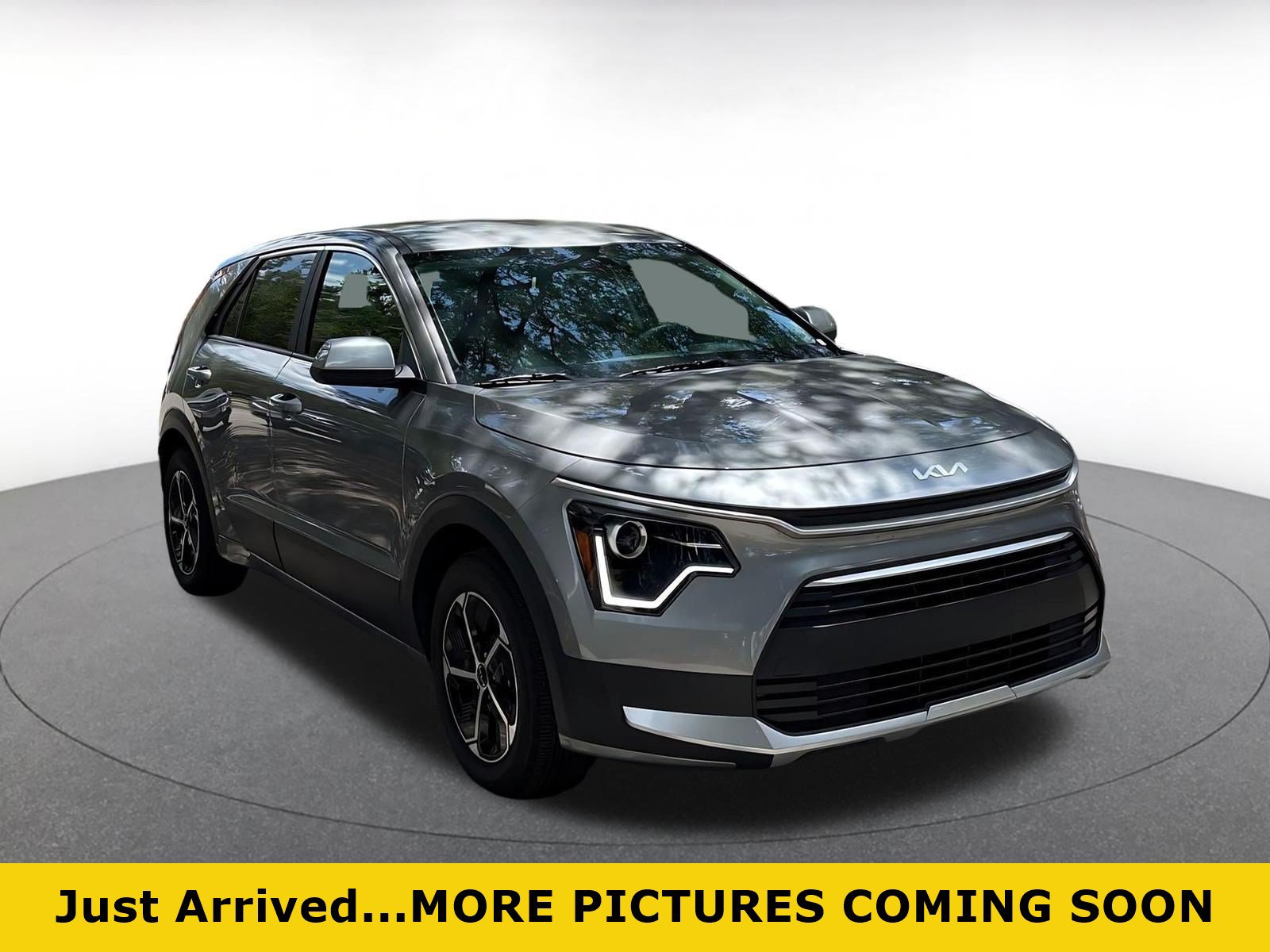 Used 2026 Kia Niro LX FWD video 1