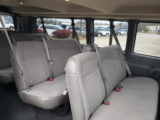 Used 2016 Chevrolet Express 3500 LT w/ LT Preferred Equipment Group image 13
