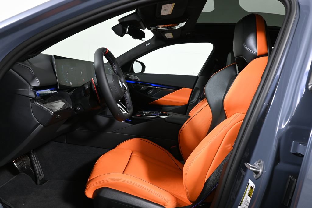 New 2026 BMW M5 w/ Executive Package AWD/4WD image 3