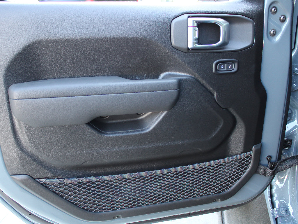 New 2026 Jeep Wrangler Sport AWD/4WD image 9