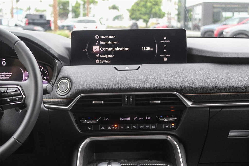 New 2025 MAZDA CX-70 Plug-In Hybrid w/ Premium Pkg image 13
