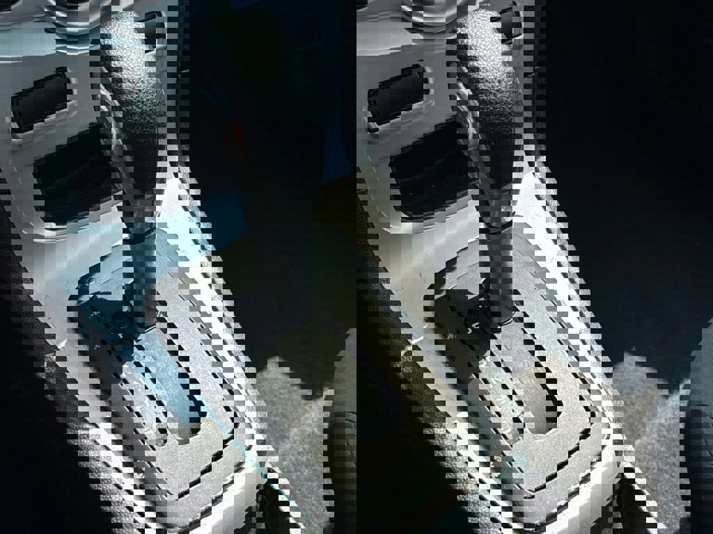 Used 2016 Ford Fiesta SE image 18