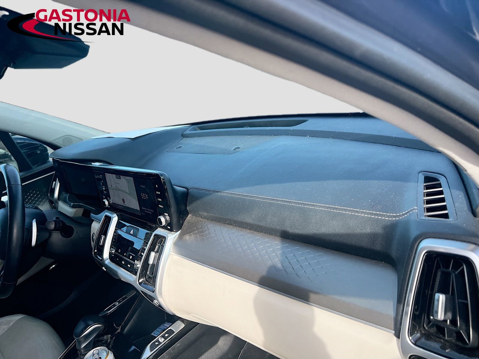 Used 2021 Kia Sorento SX image 35