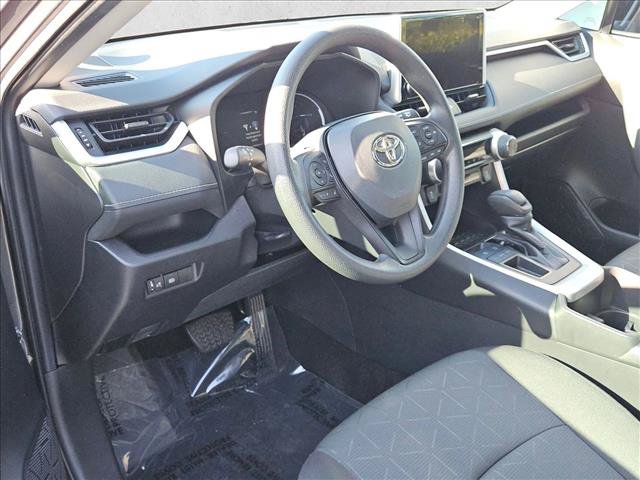 Used 2024 Toyota RAV4 XLE FWD image 9