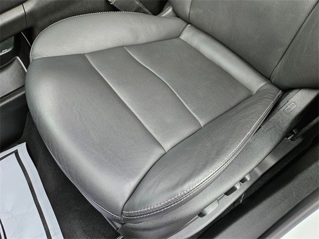 Certified 2025 Cadillac XT5 Premium Luxury image 7