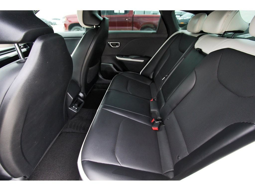 Used 2026 Kia K4 GT-Line w/ GT-Line Sunroof Package FWD image 7