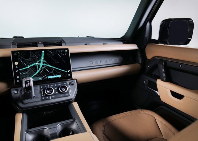 New 2026 Land Rover Defender 110 X-Dynamic SE image 17