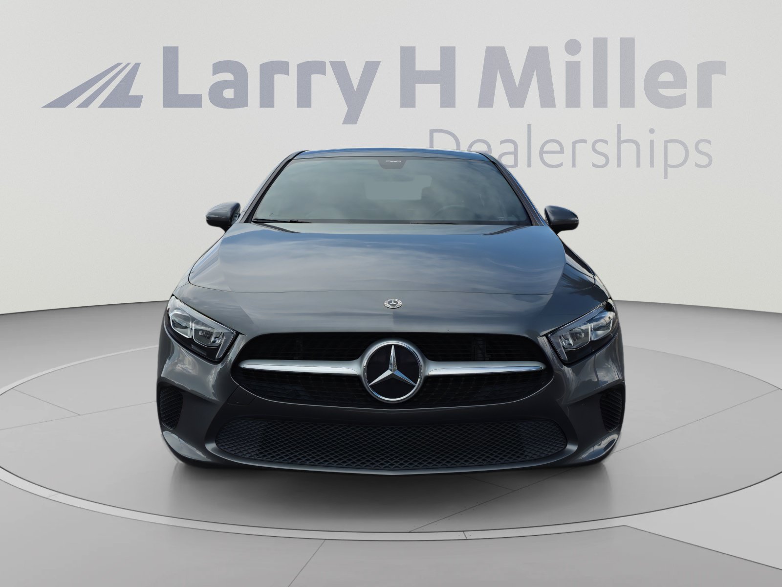 Used 2021 Mercedes-Benz A 220 4MATIC w/ Premium Package image 8