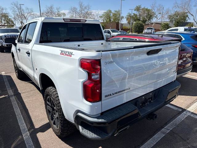 Used 2021 Chevrolet Silverado 1500 LT Trail Boss w/ Convenience Package II AWD/4WD image 3