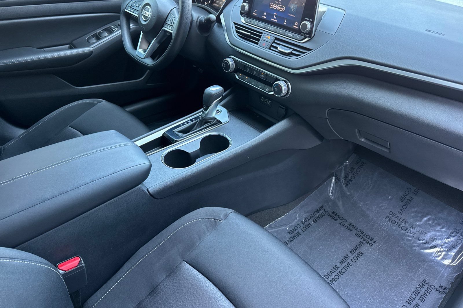 Used 2022 Nissan Altima 2.5 SV FWD image 16